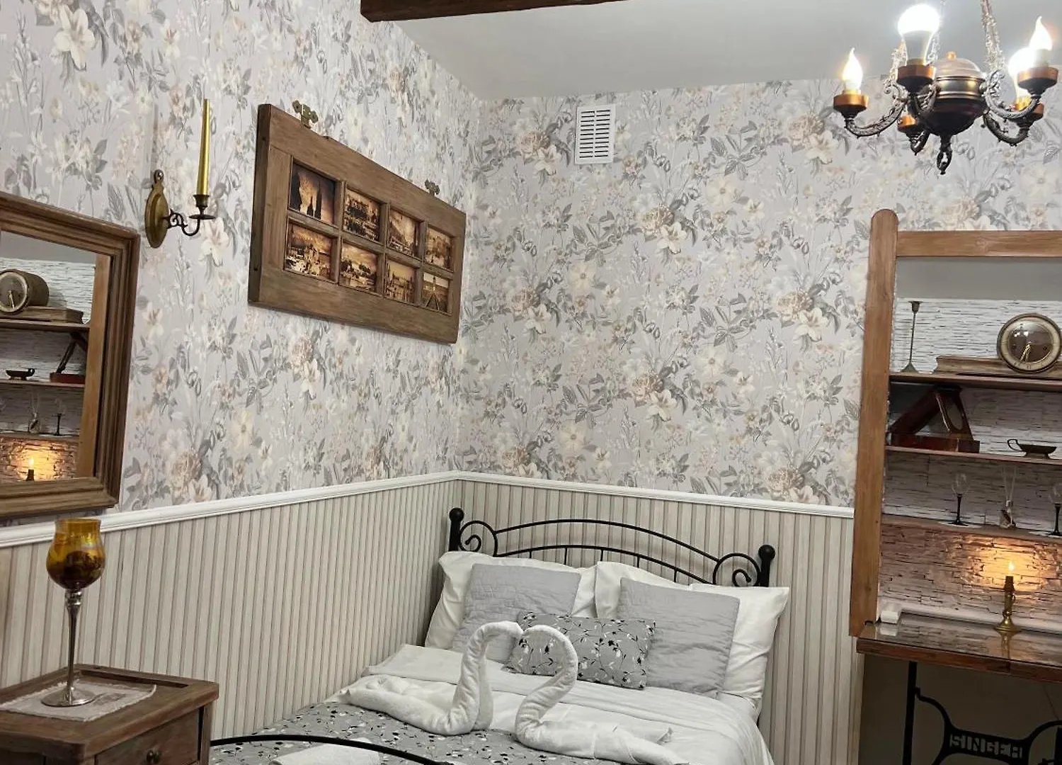 Antique Apartment In Krakow 0*,